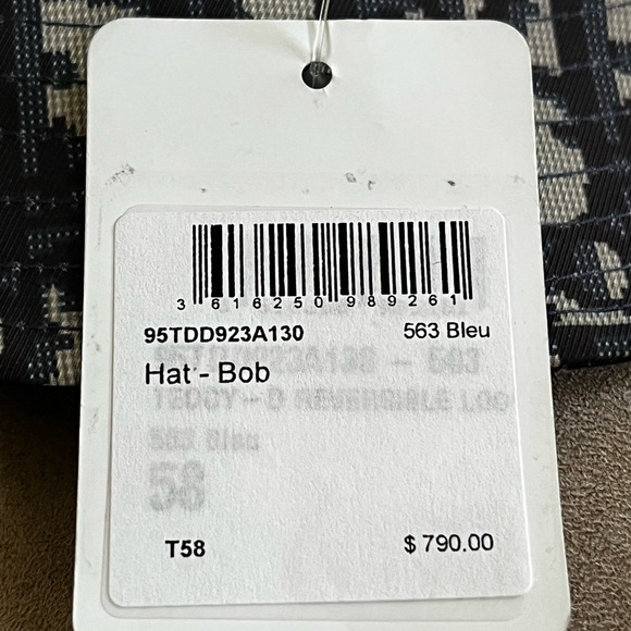 Reversible Teddy -D Small Brim Bucket Hat 58 NWT - Picture 9 of 9